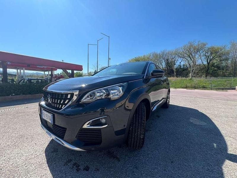 Usata Peugeot 3008 Allure 131 CV (96 kW) 2019 Blu/azzurro SUV