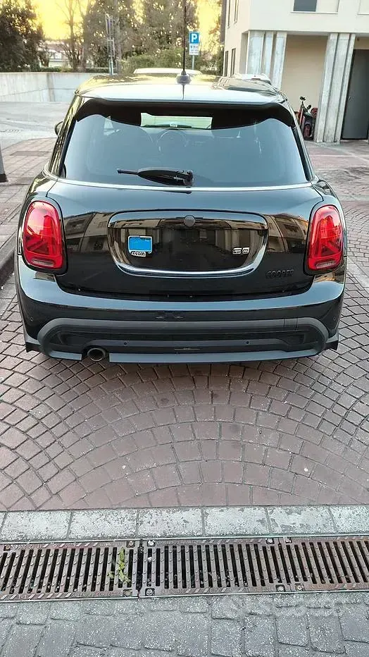 Usata Mini Cooper Coupé 75 CV (55 kW) 2023 Nero Coupé
