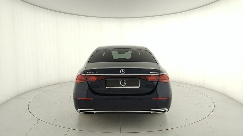Gebraucht Mercedes E450 Premium Plus 367 PS (269 kW) 2025 Blau Limousine