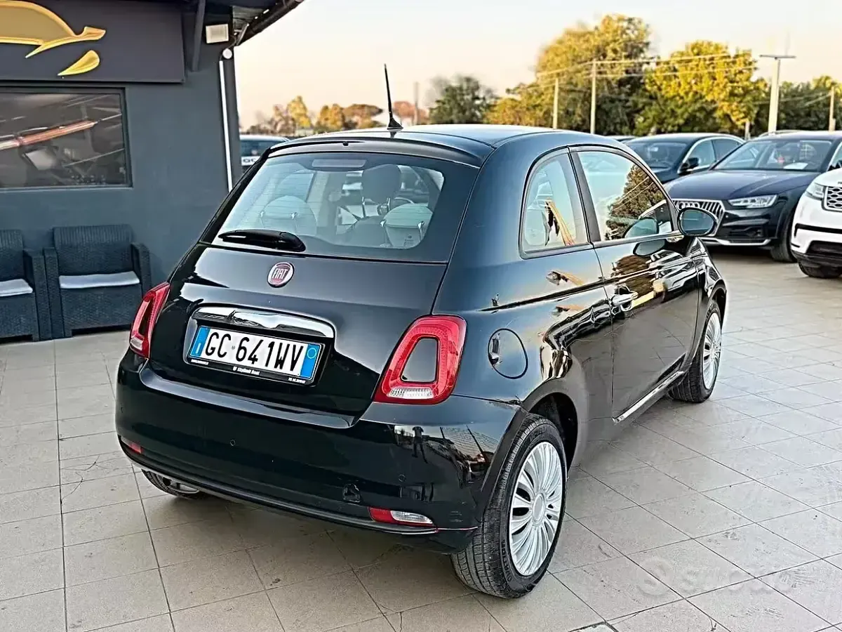 Usata Fiat 500 Dolcevita 69 CV (50 kW) 2020 Nero Berlina