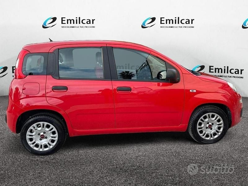 Usata Fiat Panda 95 CV (69 kW) 2019 Rosso Utilitaria