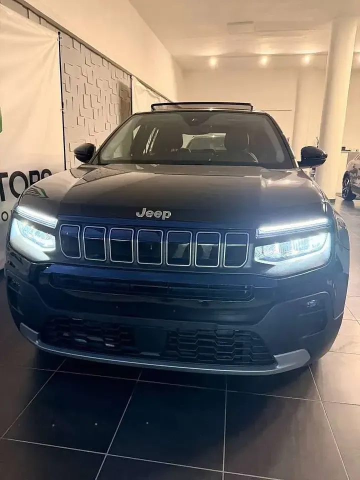 Nuova Jeep Avenger Altitude 101 CV (74 kW) 2025 Nero SUV