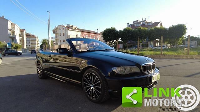 Usata BMW 318 Efficient Dynamics 143 CV (105 kW) 2003 Nero Cabrio
