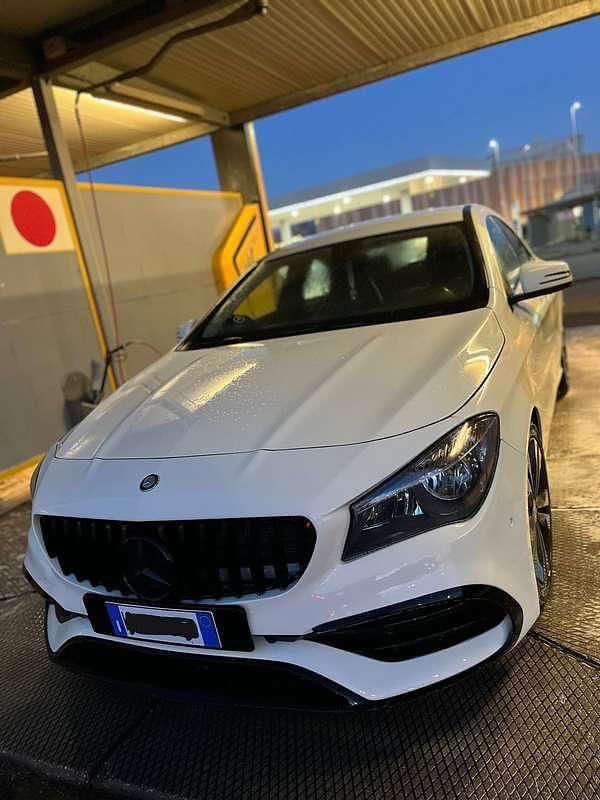 Usata Mercedes CLA180 109 CV (80 kW) 2014 Berlina