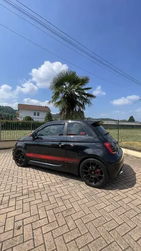 Usata Abarth 500 135 CV (99 kW) 2010 Utilitaria
