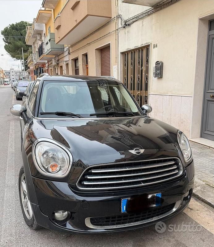 Usata Mini One Countryman 90 CV (66 kW) 2013 Nero SUV