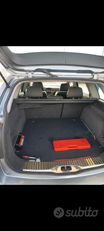 Usata Opel Astra 130 CV (95 kW) 2005 Grigio Station wagon