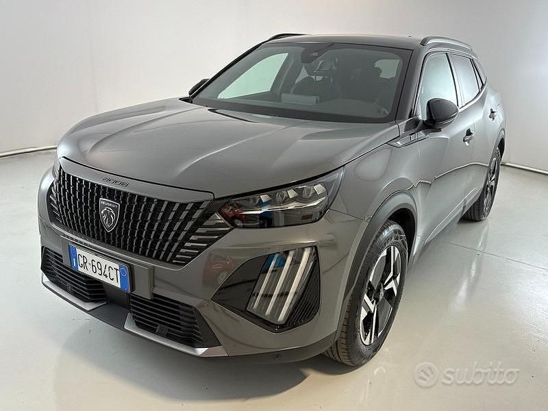 Usata Peugeot e-2008 GT 61 kW (84 CV) 2023 Grigio SUV
