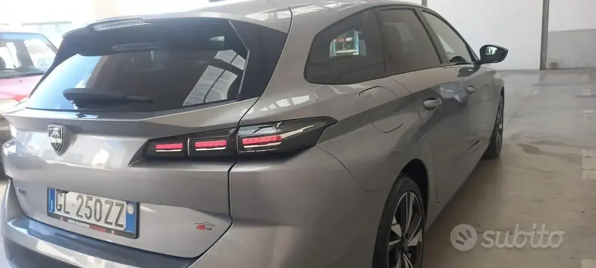 Usata Peugeot 308 Allure 131 CV (96 kW) 2022 Grigio Station wagon