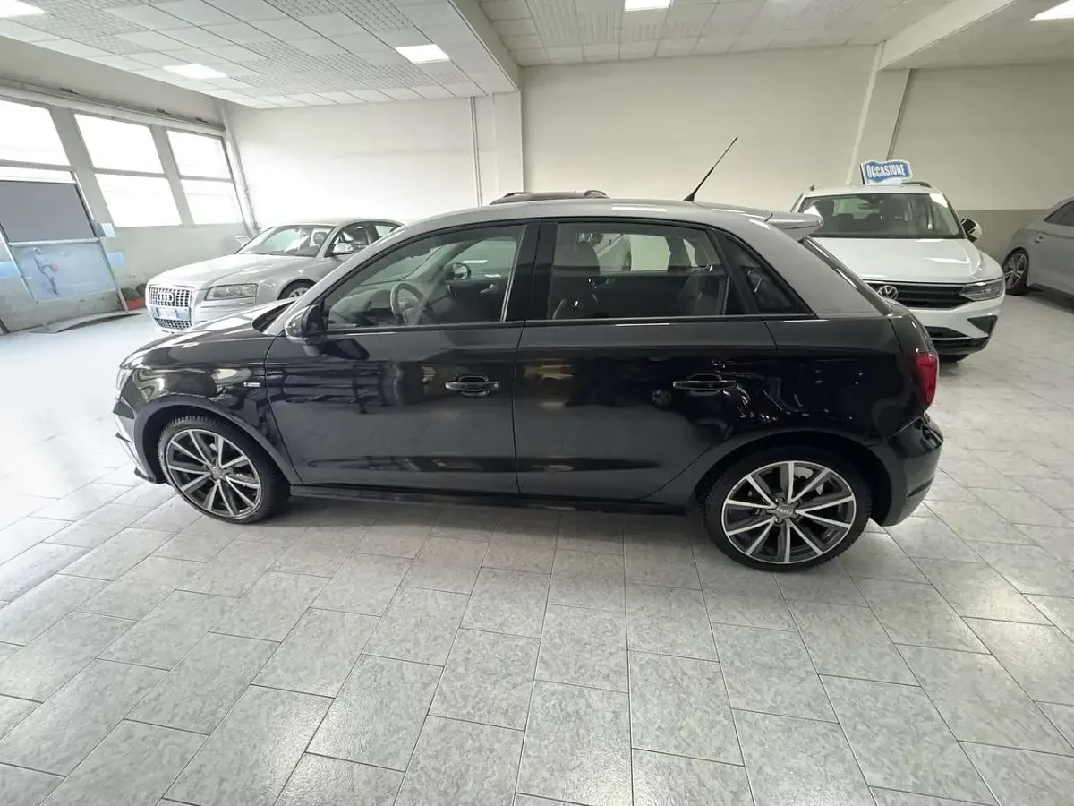 Usata Audi A1 Sportback S-Line 90 CV (66 kW) 2018 Nero Utilitaria