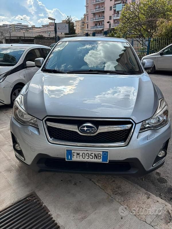 Grigio Usata 2018 Subaru XV SUV | 13.500 € - Immagine 1/2