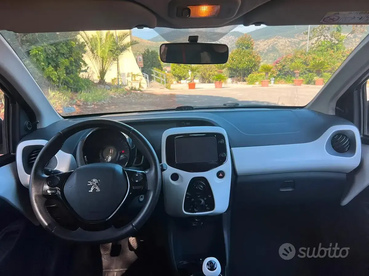 Usata Peugeot 108 69 CV (50 kW) 2014 Bianco Berlina