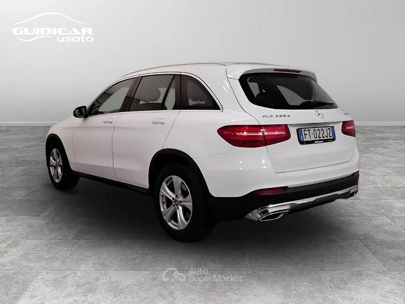 Usata Mercedes GLC220 AMG 170 CV (125 kW) 2018 Bianco SUV