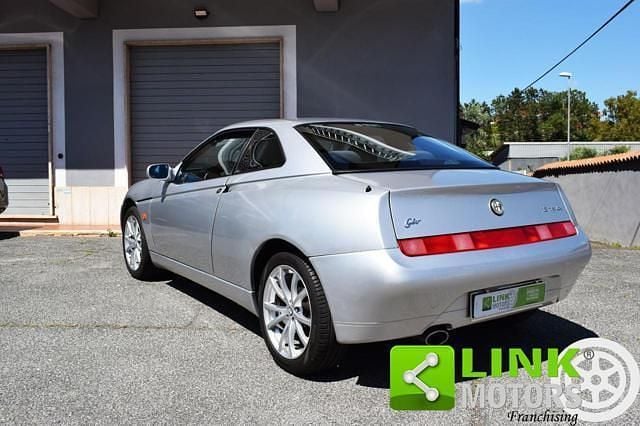 Usata Alfa Romeo GTV 144 CV (105 kW) 2000 Grigio Coupé