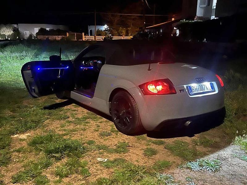 Usata Audi TT Roadster 179 CV (131 kW) 2000 Cabrio