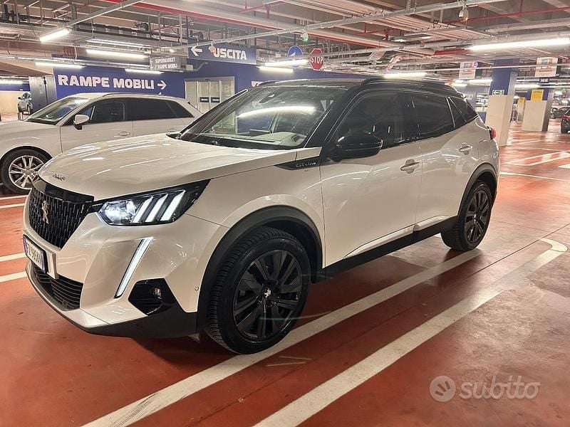 Usata Peugeot 2008 GT-line 131 CV (96 kW) 2020 Bianco SUV