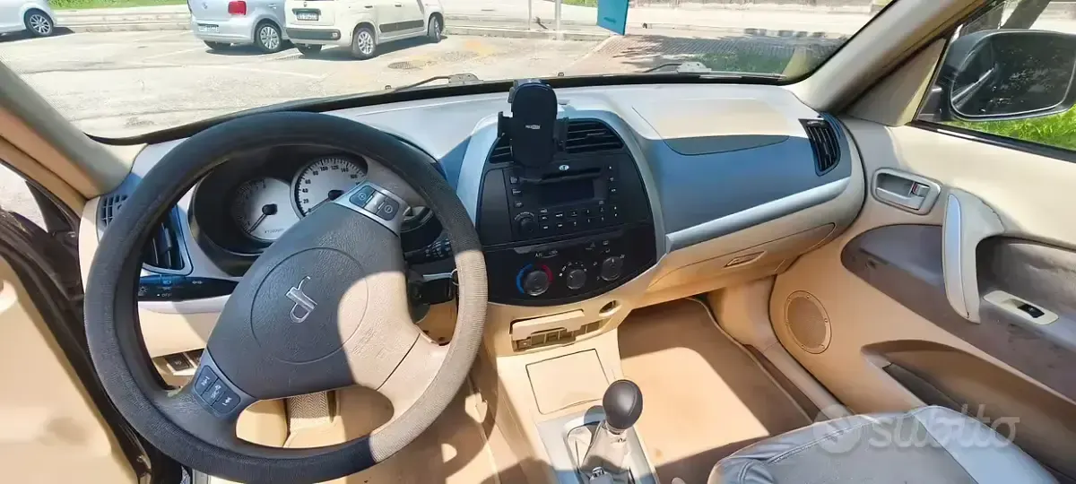 Usata DR DR5 109 CV (80 kW) 2009 SUV