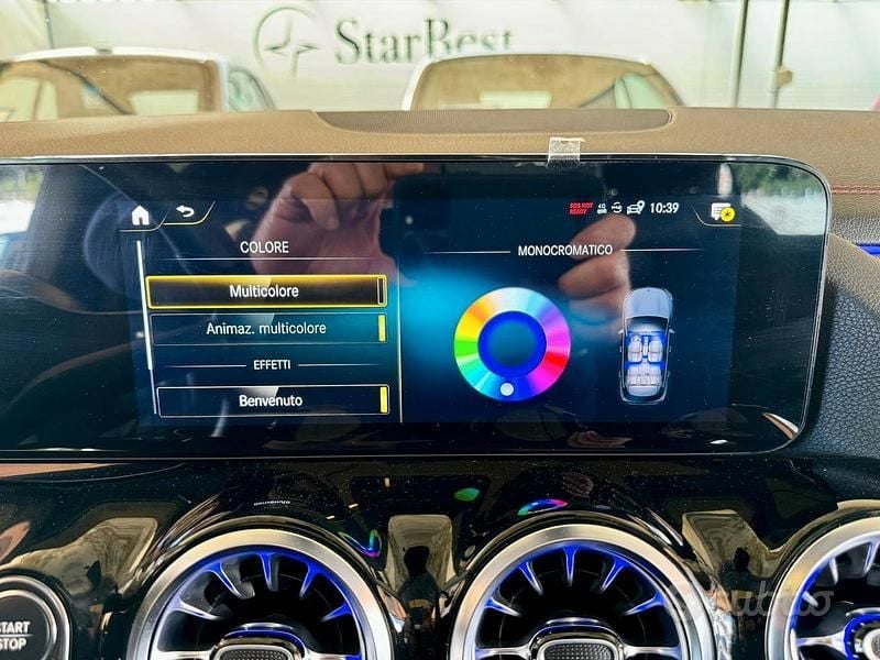 Usata Mercedes EQA250 Premium 89 kW (122 CV) 2021 Blu SUV