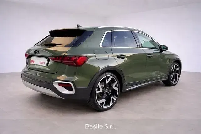 Usata Audi A3 Ambiente 150 CV (110 kW) 2024 Verde Utilitaria