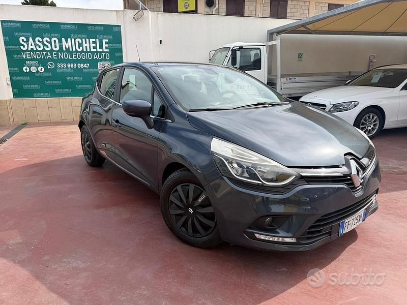 Usata Renault Clio IV Zen 75 CV (55 kW) 2016 Grigio Berlina