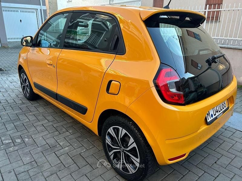Occasion Renault Twingo SE 72 PK (52 kW) 2022 Oranje Hatchback
