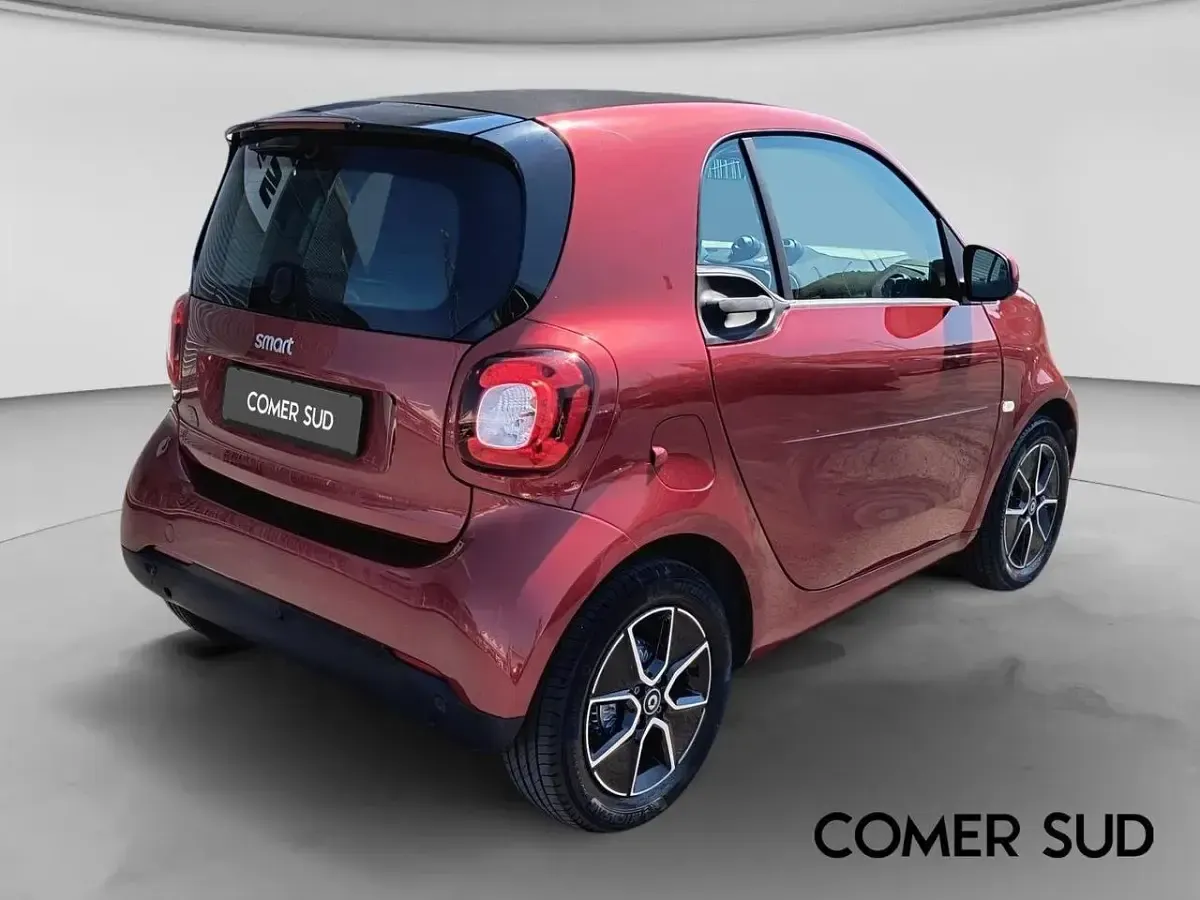 Usata Smart ForTwo Electric Drive Passion 41 kW (56 CV) 2021 Rosso Coupé