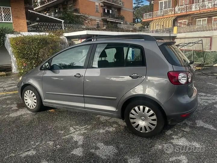 Usata VW Golf Plus Cross Comfortline 105 CV (77 kW) 2007 Grigio Monovolume