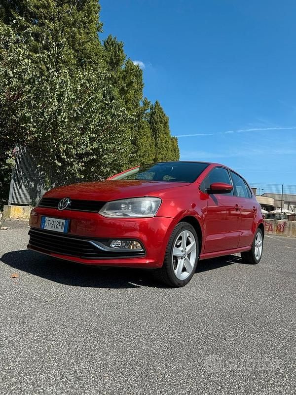 Usata VW Polo Comfortline 75 CV (55 kW) 2014 Rosso Utilitaria