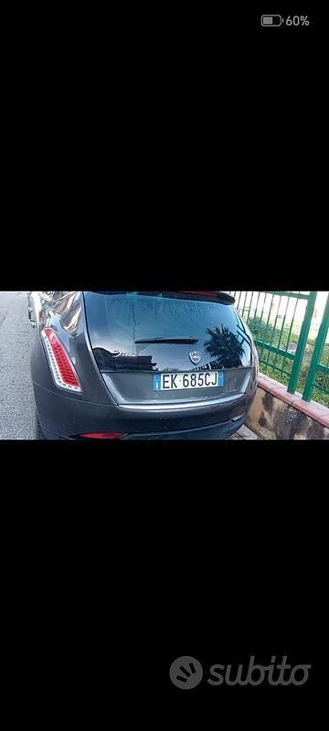 Usata Lancia Delta 2011 Grigio Utilitaria