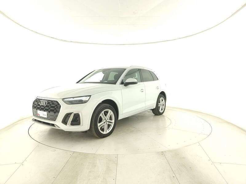 Bianco Usata 2023 Audi Q5 S-Line SUV | 46.400 € (Buon prezzo) - Immagine 1/4