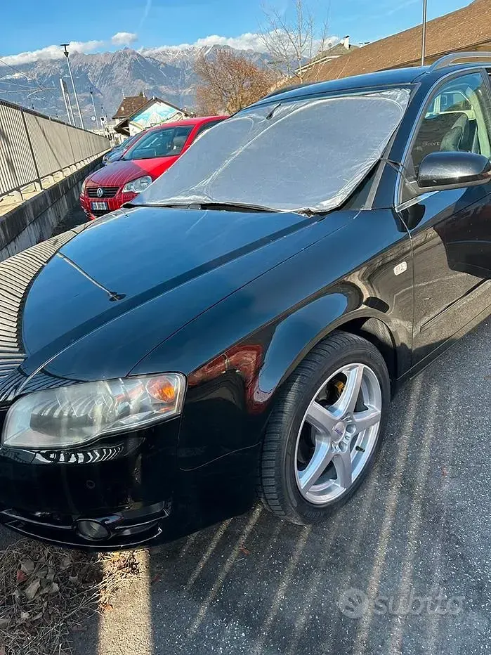 Usata Audi A4 140 CV (102 kW) 2005 Nero Station wagon