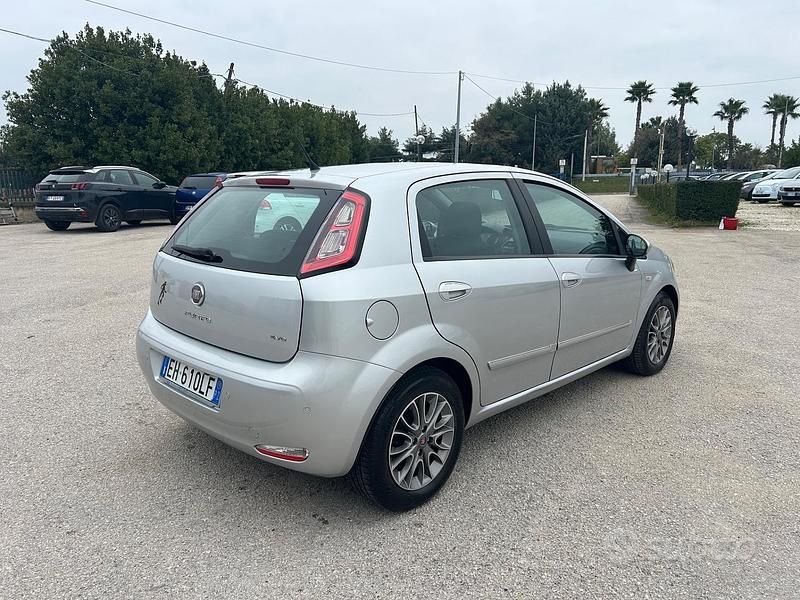 Usata Fiat Punto Evo S 95 CV (69 kW) 2011 Grigio Utilitaria
