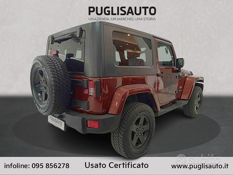 Usata Jeep Wrangler Sahara 177 CV (130 kW) 2007 Rosso SUV