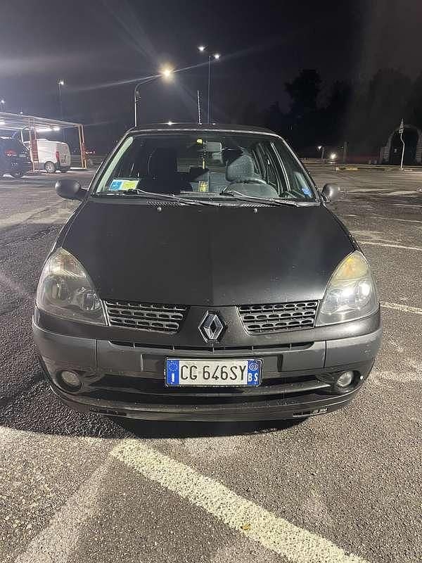 Usata Renault Clio II 58 CV (42 kW) 2002 Berlina