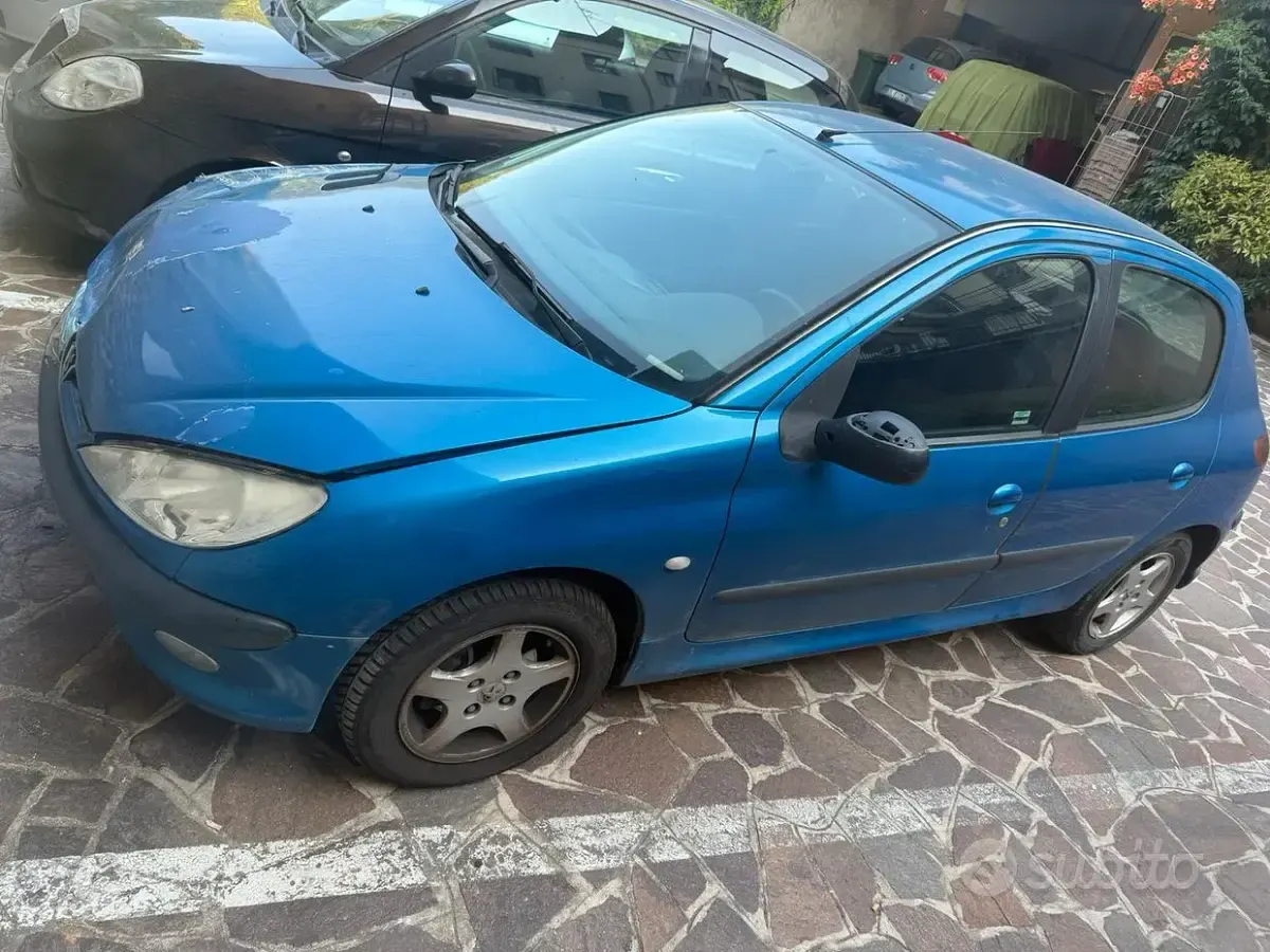 Usata Peugeot 206 68 CV (50 kW) 2006 Bluazzurro Berlina