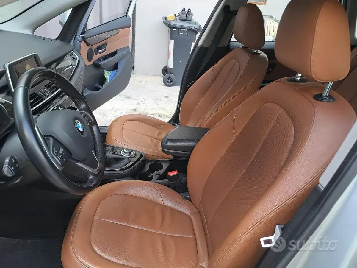 Usata BMW 218 136 CV (100 kW) 2015 Grigio Station wagon