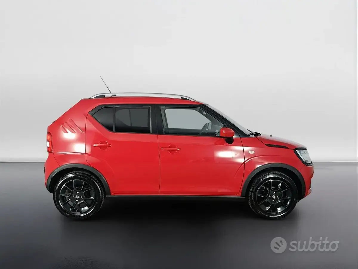 Usata Suzuki Ignis 90 CV (66 kW) 2017 Rosso SUV
