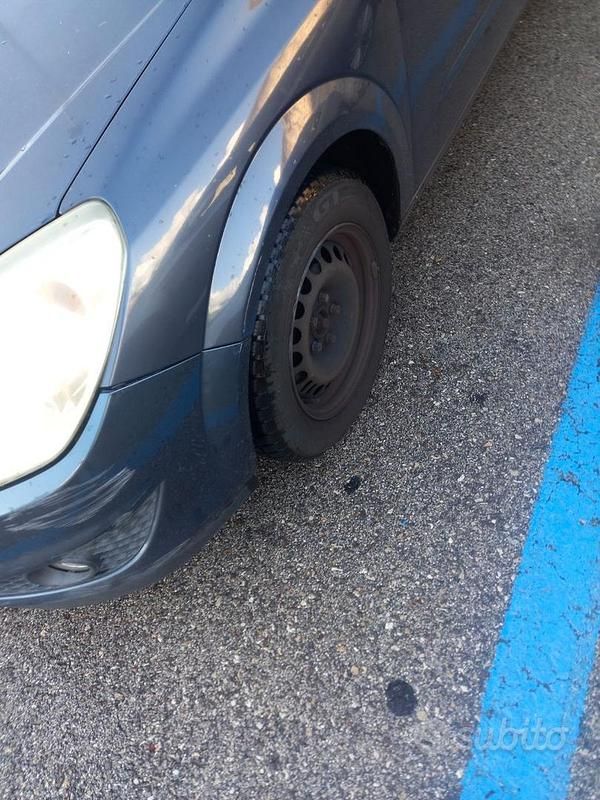 Blu Usata 2007 Opel Astra Station wagon | 700 € (Super prezzo) - Immagine 1/3