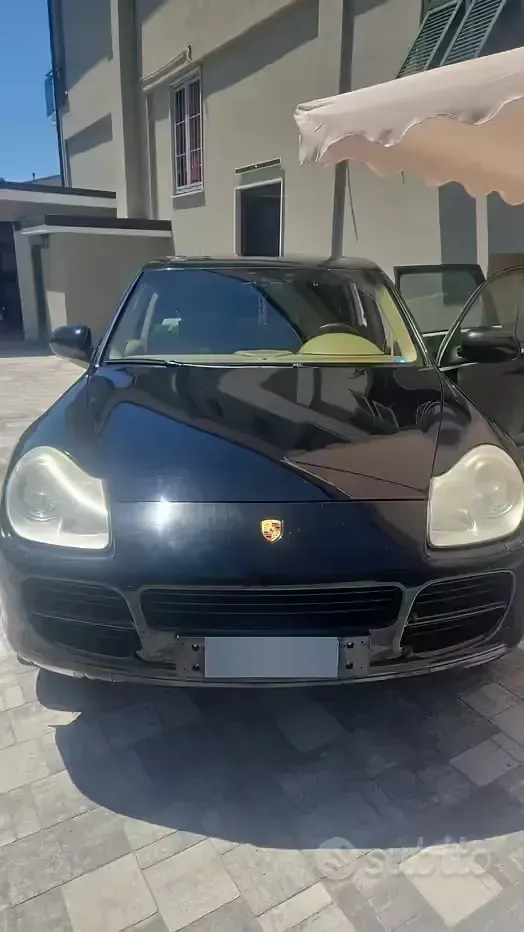 Usata Porsche Cayenne 250 CV (183 kW) 2004 Nero SUV
