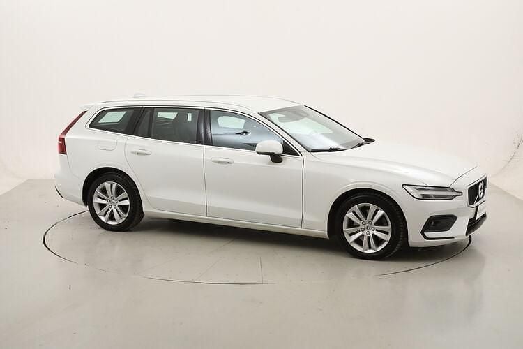 Usata Volvo V60 Business Edition 197 CV (144 kW) 2021 Bianco Station wagon