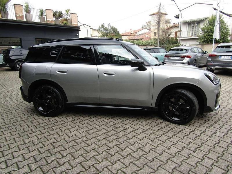 Usata Mini John Cooper Works Countryman 156 CV (114 kW) 2025 Melting silver SUV