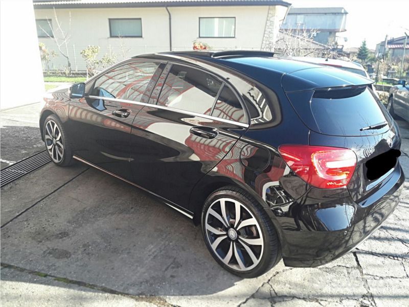 Usata Mercedes A180 109 CV (80 kW) 2014 Nero Utilitaria