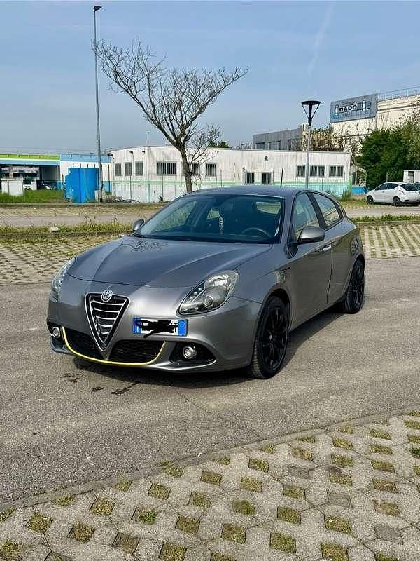Usata Alfa Romeo Giulietta Progression 120 CV (88 kW) 2015 Utilitaria