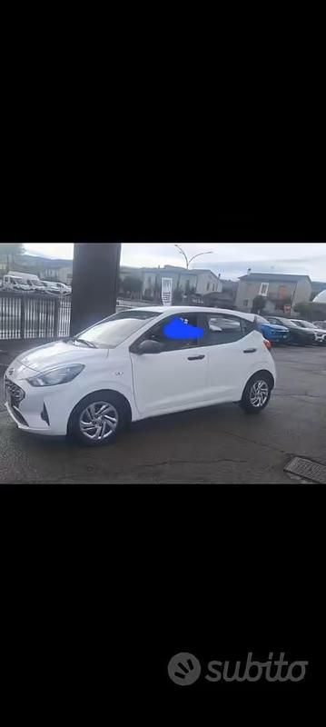 Usata Hyundai i10 Advanced 67 CV (49 kW) 2020 Bianco Utilitaria