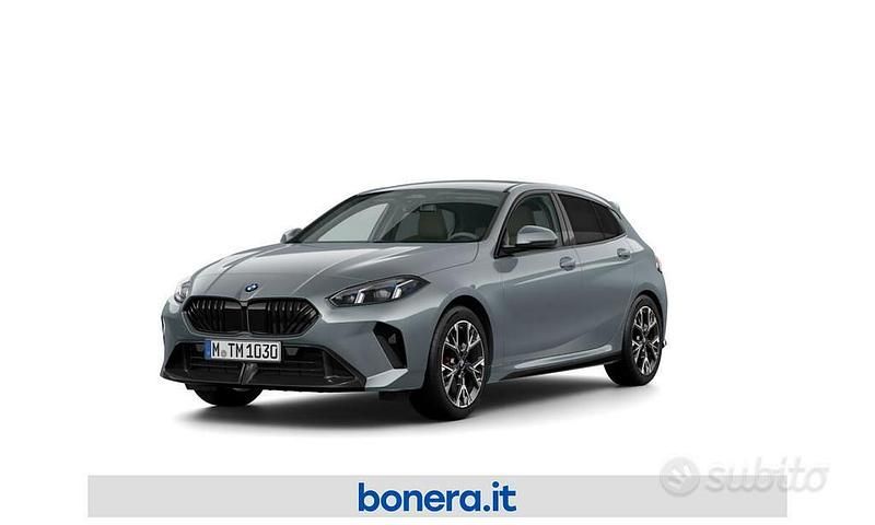 Nuova BMW 120 M Sport 170 CV (125 kW) 2025 Storm bay metallizzato Utilitaria