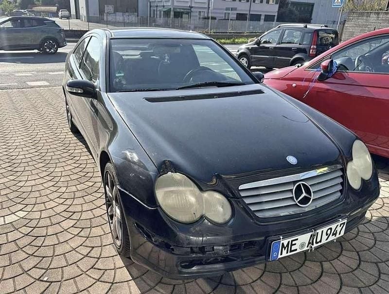 Usata 2002 Mercedes C200 Coupé | 1500 € (Super prezzo) - Immagine 1/4
