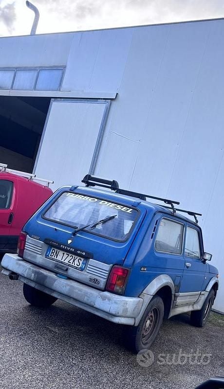 Usata Lada niva 75 CV (55 kW) 2000 SUV