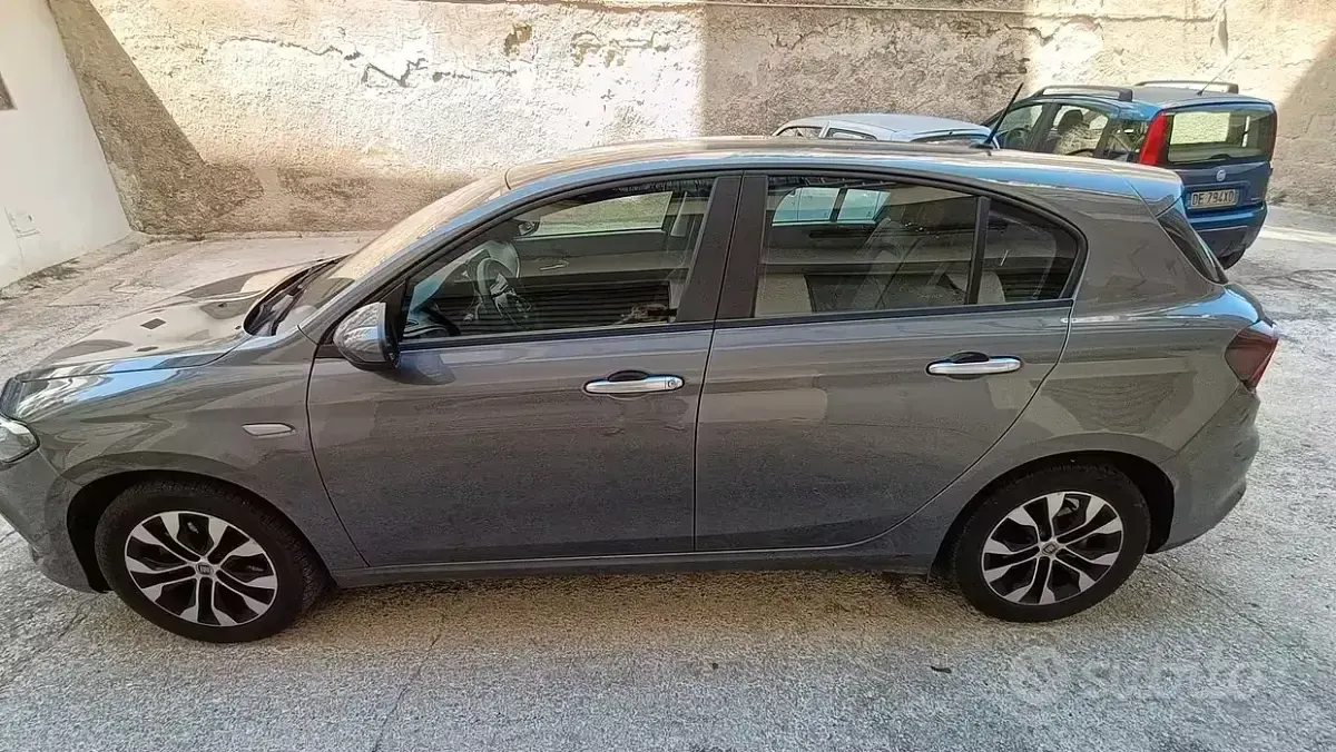 Usata Fiat Tipo Life 131 CV (96 kW) 2023 Grigio Berlina