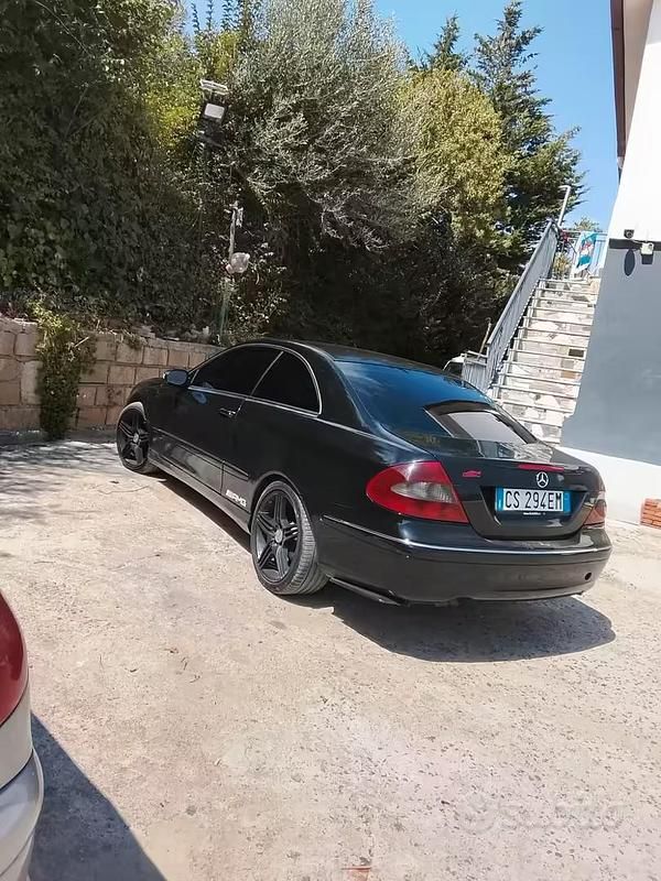 Usata Mercedes CLK270 170 CV (125 kW) 2005 Coupé
