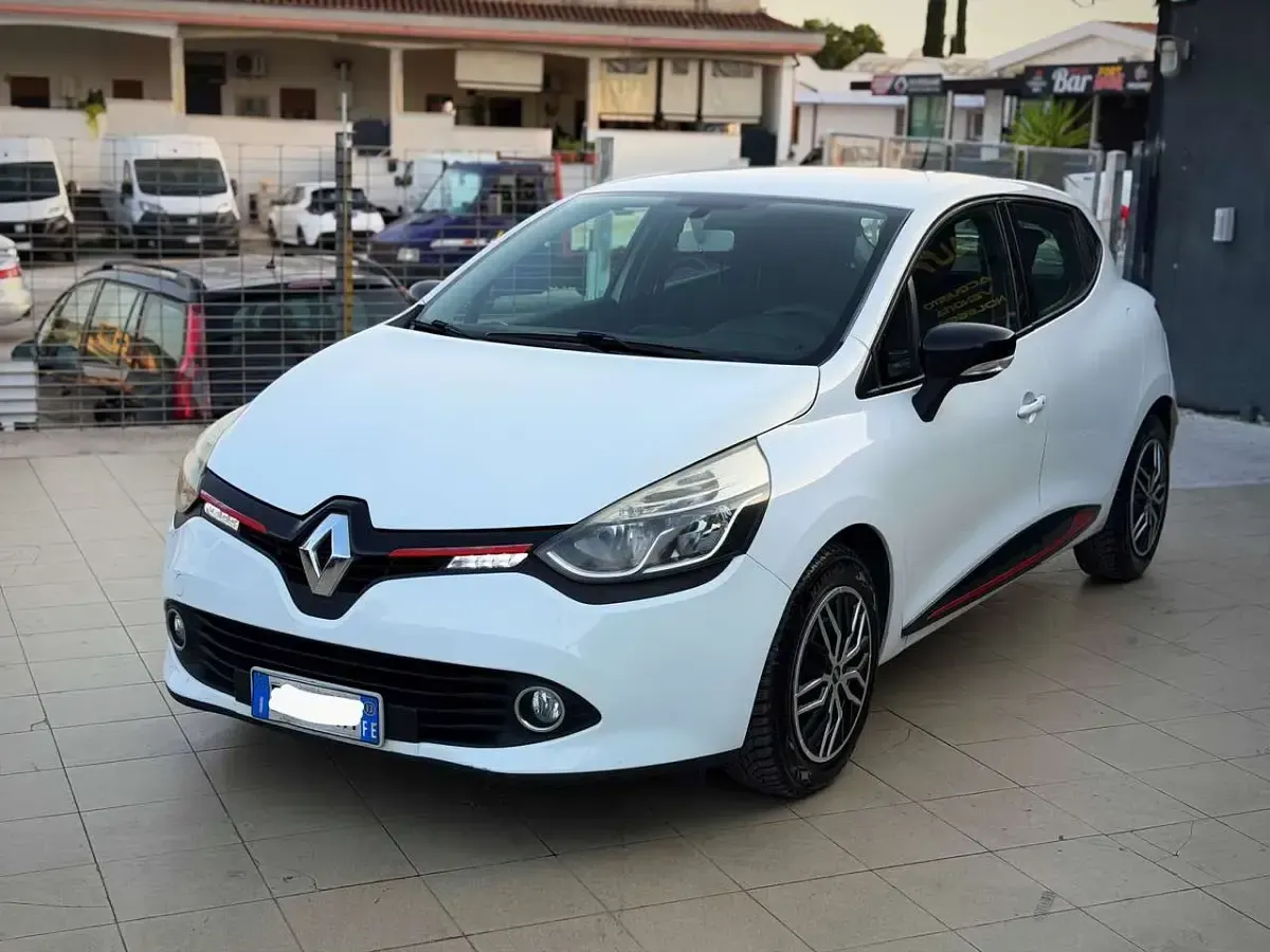 Usata Renault Clio IV Dynamique 90 CV (66 kW) 2014 Other Berlina